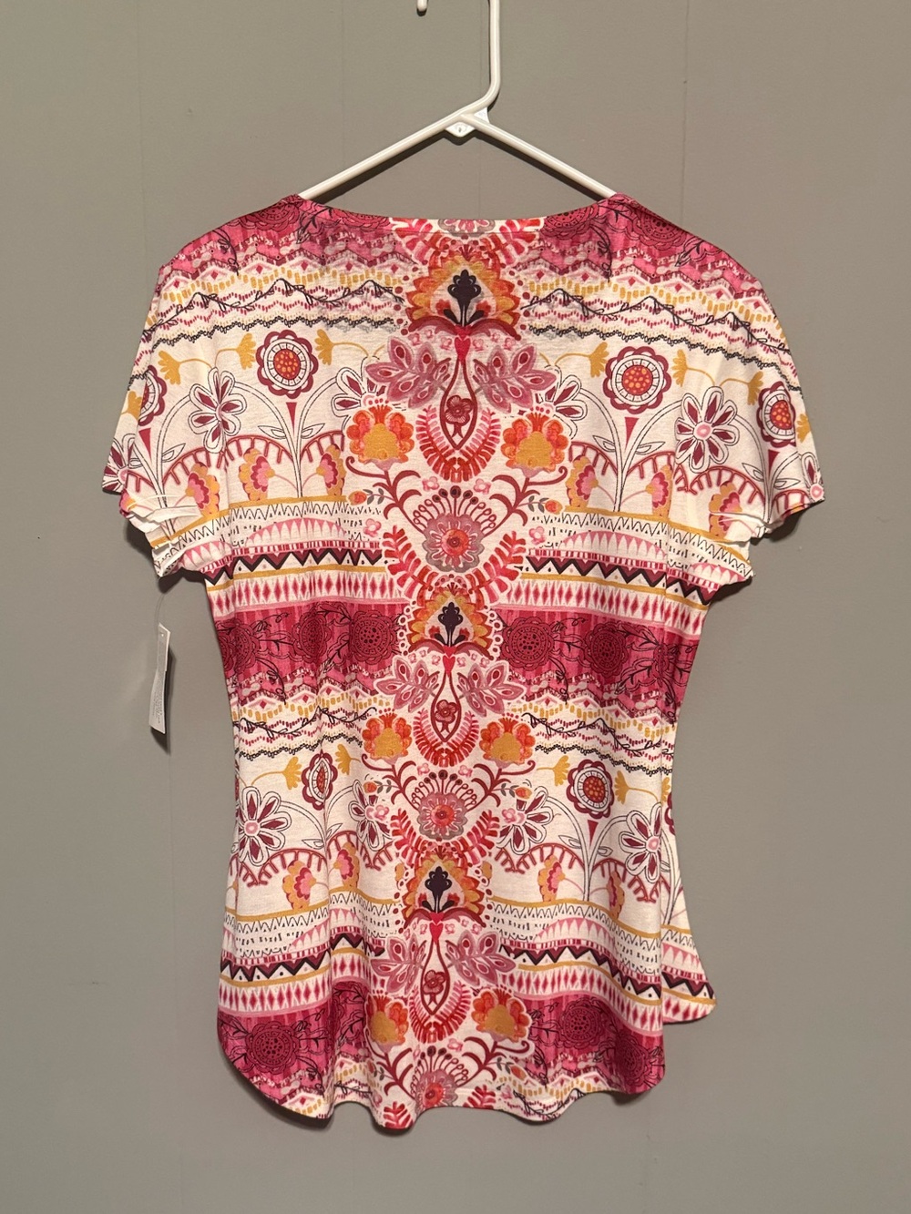 Womens V-Neck Short Sleeve Printed Top in Pink and Orange - Picture 6 of 7